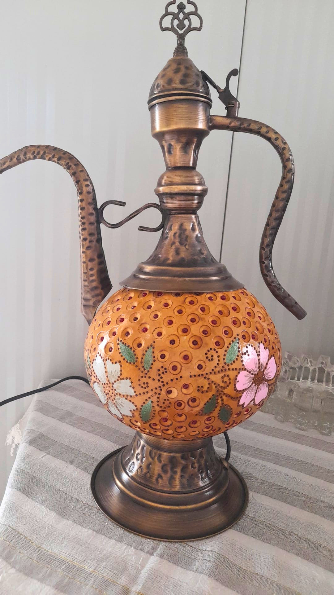 Osmanlı İbrik Formunda El Oyması Su Kabağı Abajur Lamba - Çiçek Desenli